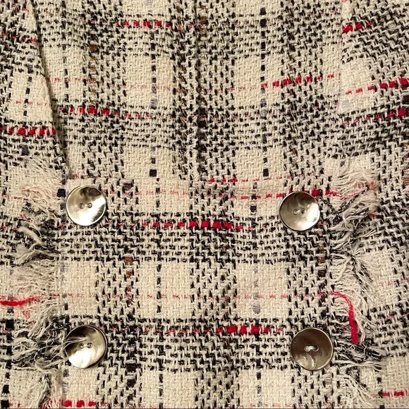 NWT Zara tweed top with buttons - Picture 9 of 9